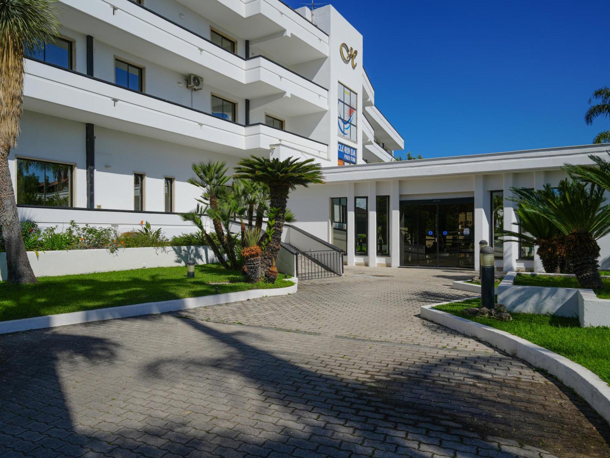 Hotel Club Clorinda Nuova Gestione 2024 بييسْتوم المظهر الخارجي الصورة