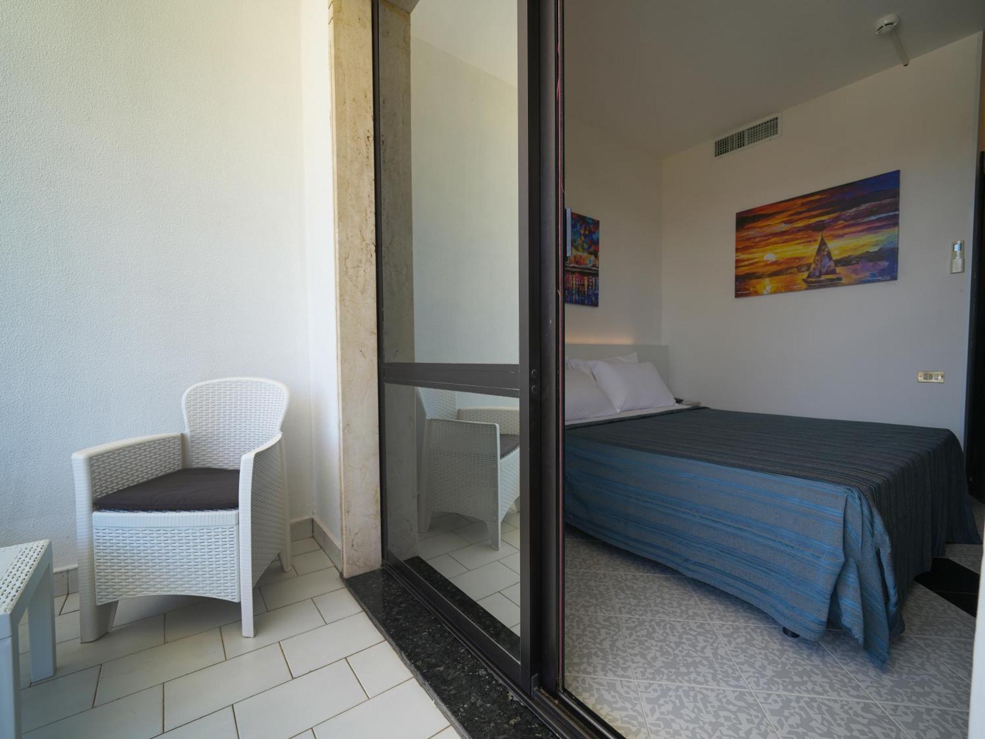 Hotel Club Clorinda Nuova Gestione 2024 بييسْتوم المظهر الخارجي الصورة