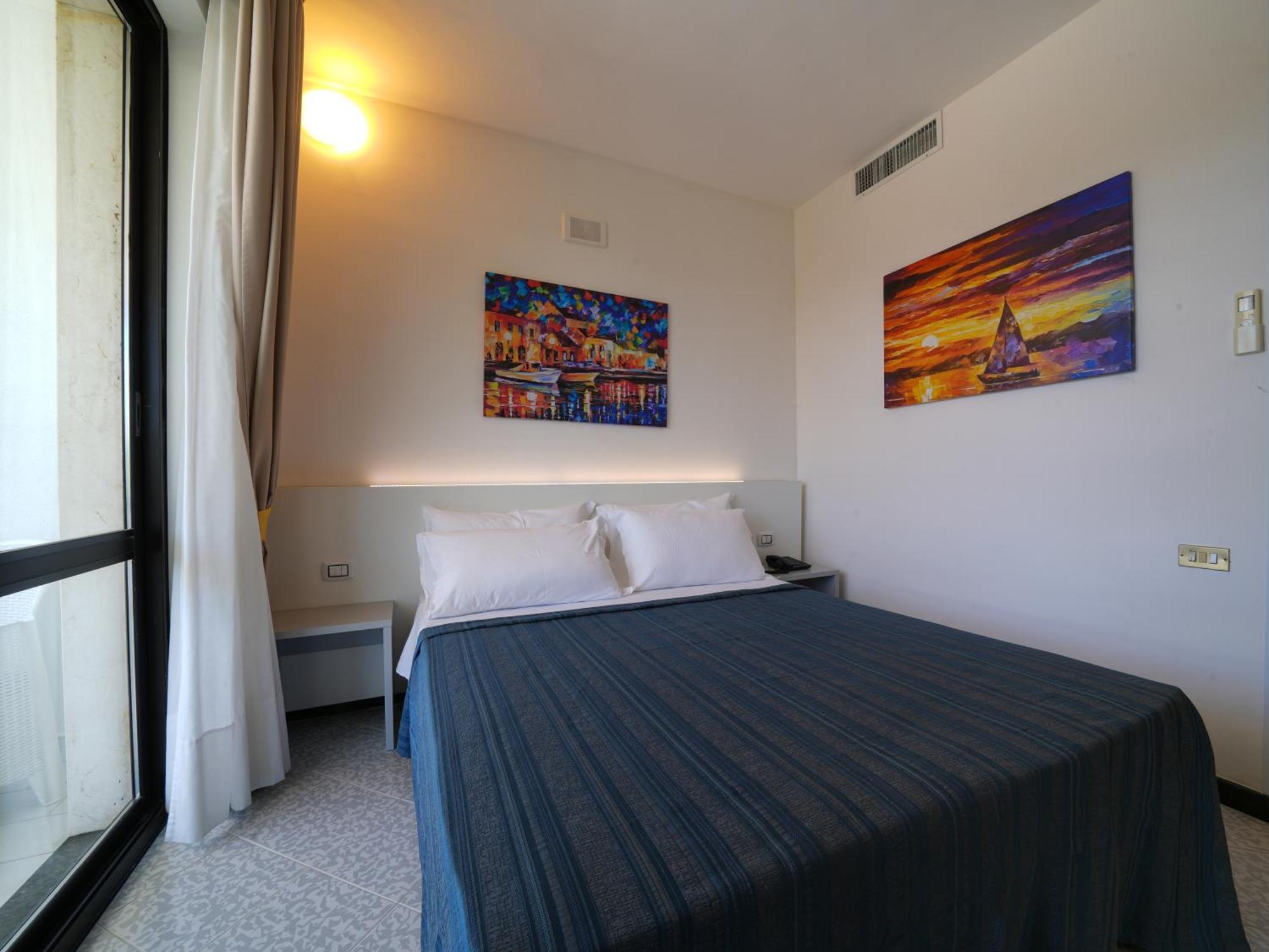 Hotel Club Clorinda Nuova Gestione 2024 بييسْتوم المظهر الخارجي الصورة