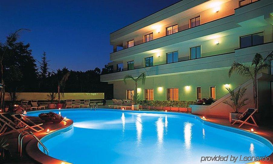 Hotel Club Clorinda Nuova Gestione 2024 بييسْتوم المظهر الخارجي الصورة